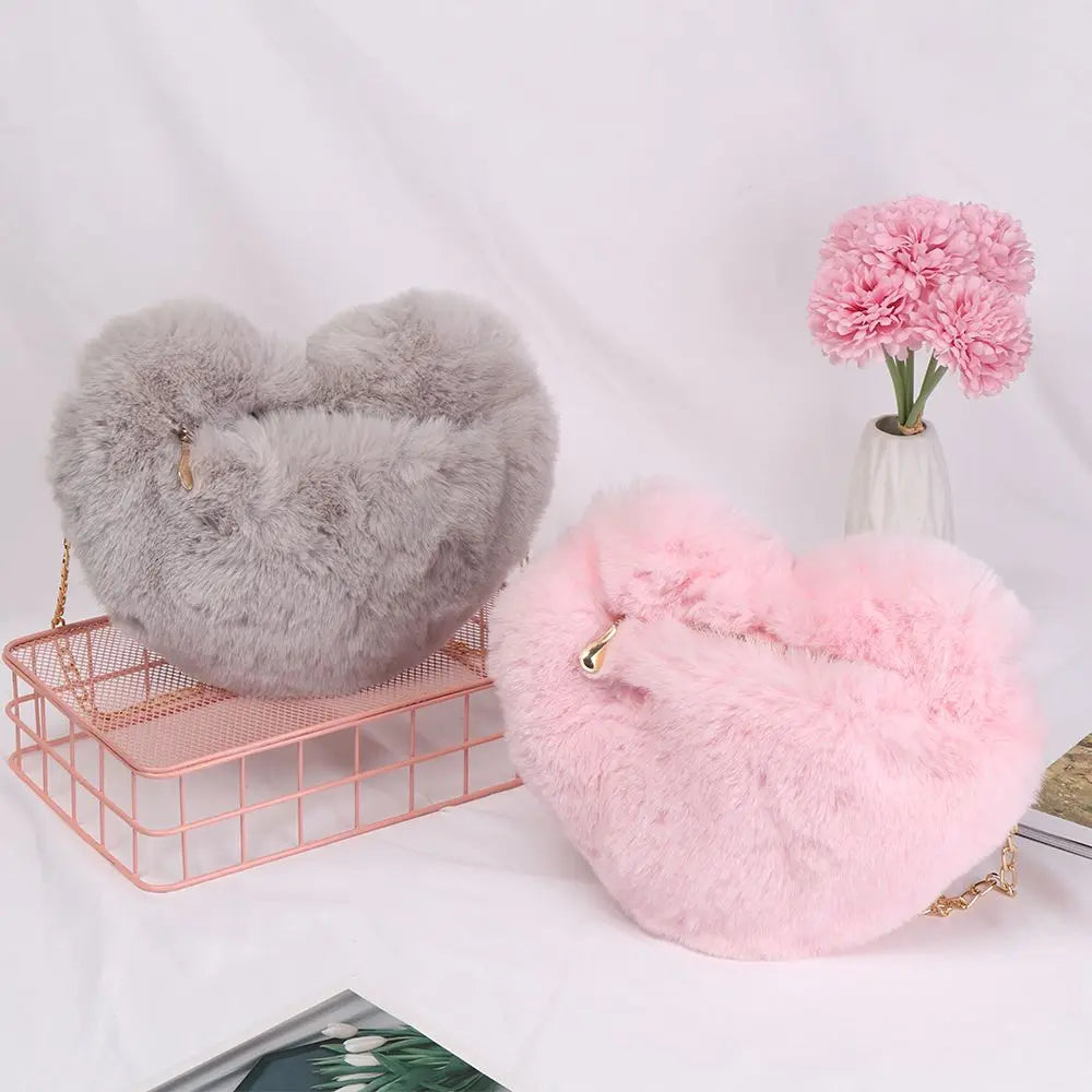 Bella Fluffy Heart Shoulder Bag